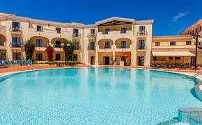 Blu Hotel Morisco Village